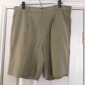 2 pair - Men’s Tommy Bahama silk shorts Size 34